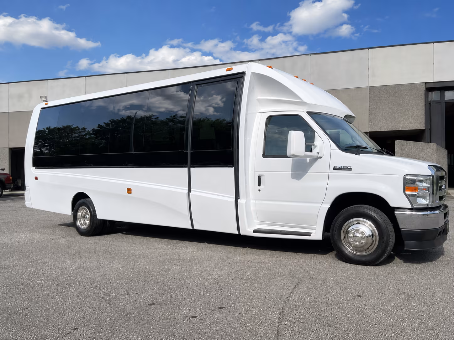 bus rentals for hoboken groups heading to brooklyn and queens venues
