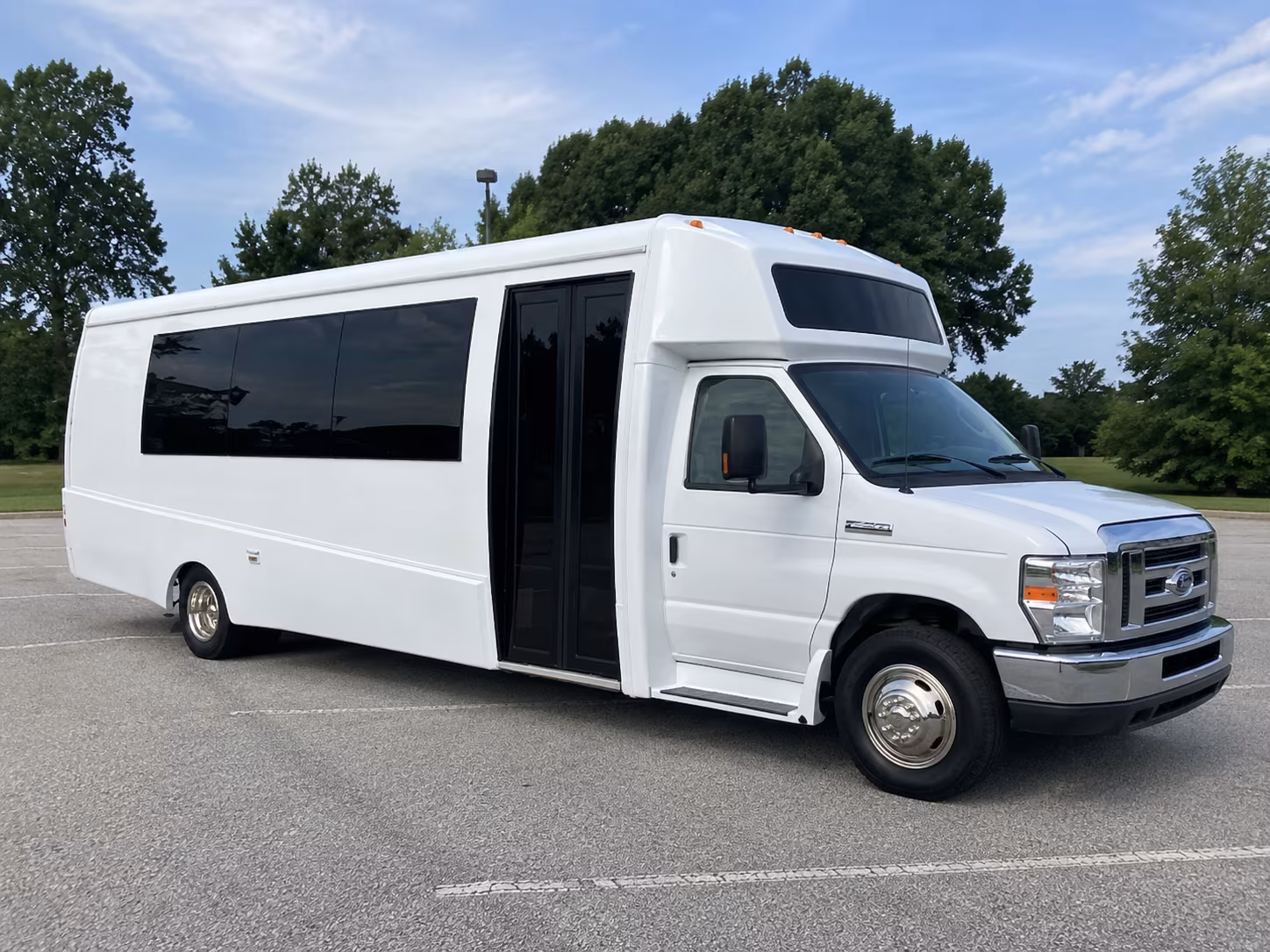hoboken 18 passenger party bus