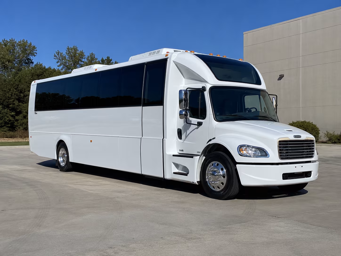 hoboken 28 passenger party bus