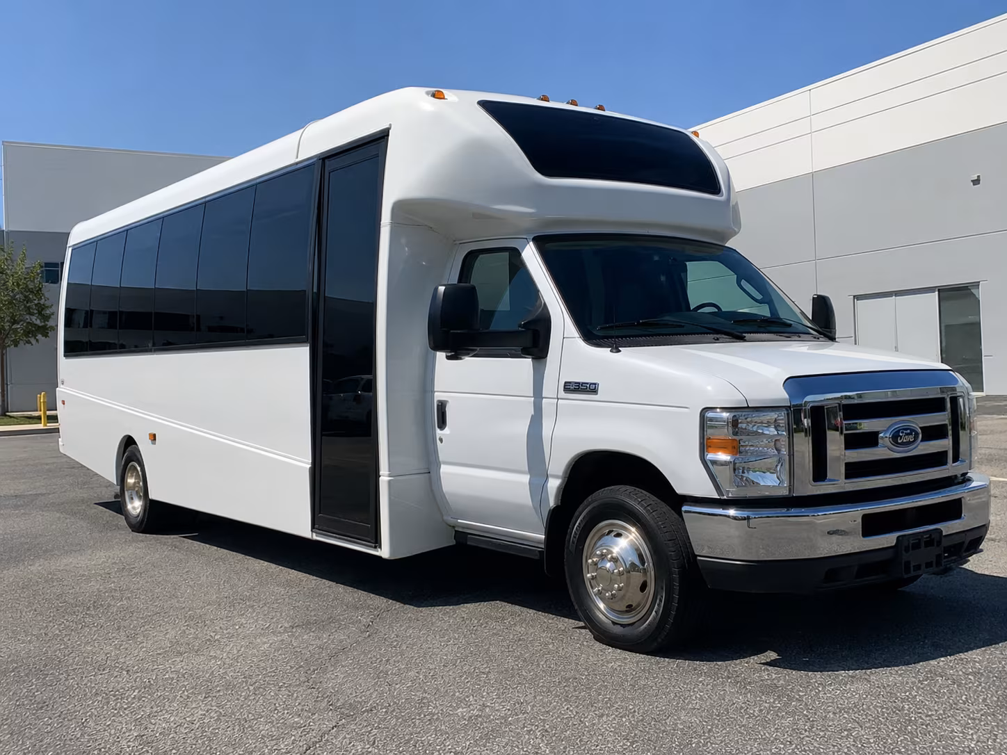 wedding shuttle buses for hudson river waterfront venues